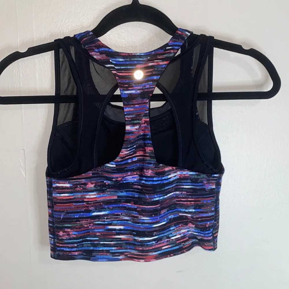 🪿Adorable Lululemon sports bra/ top! - Picture 6 of 7